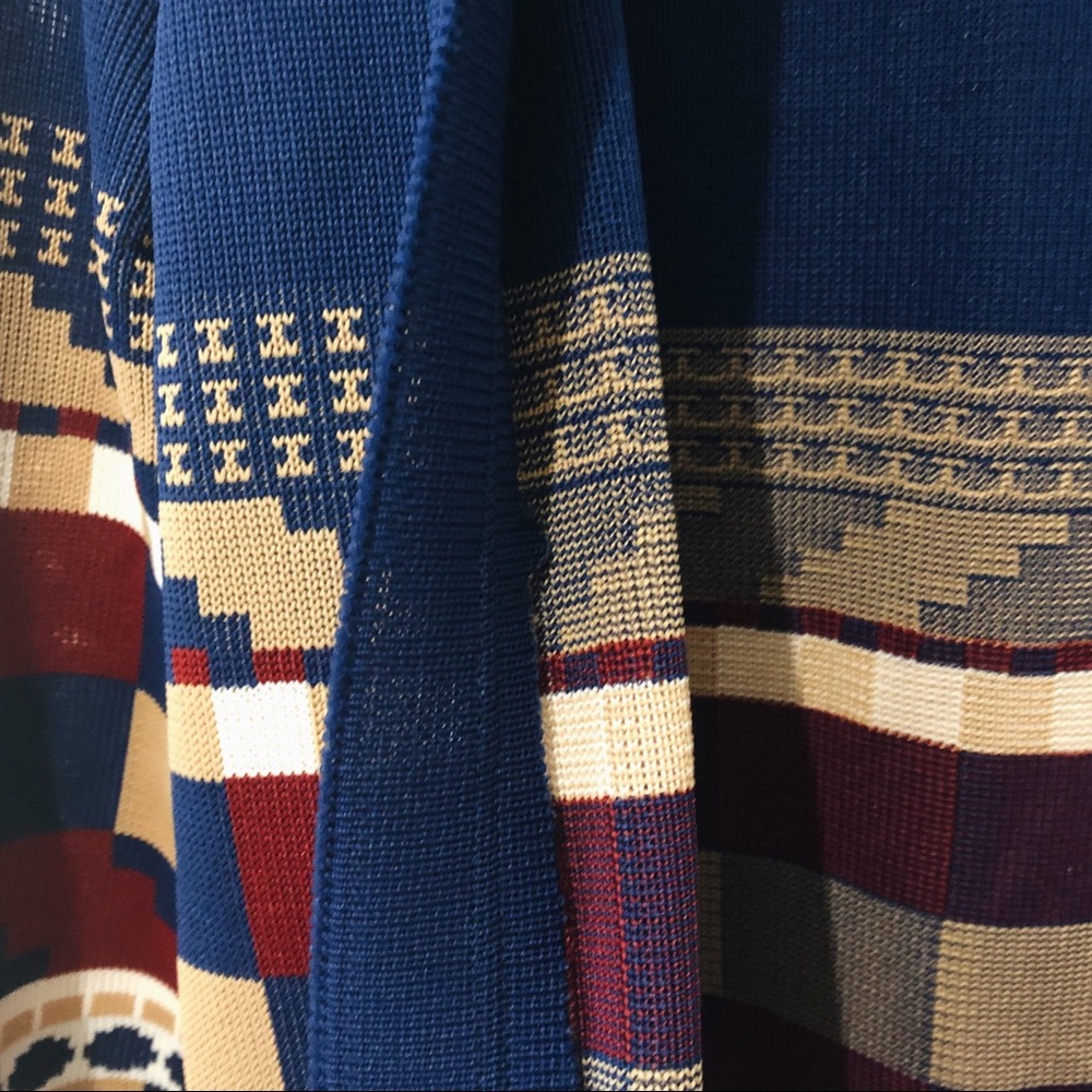 Patterned jacket - Picture 3 of 3